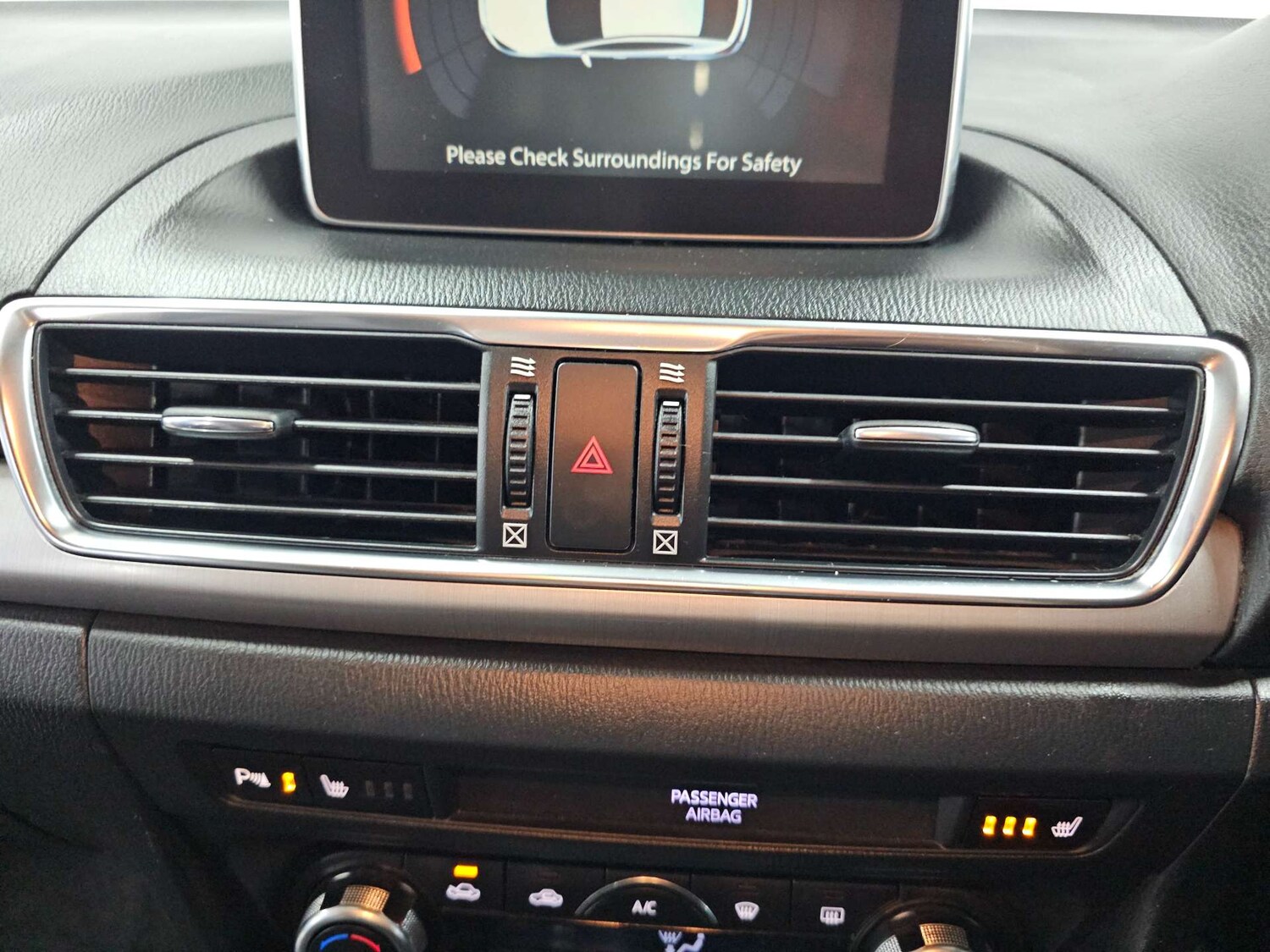 Used Mazda Mazda3 2014 for sale - 77905842: Photo 78