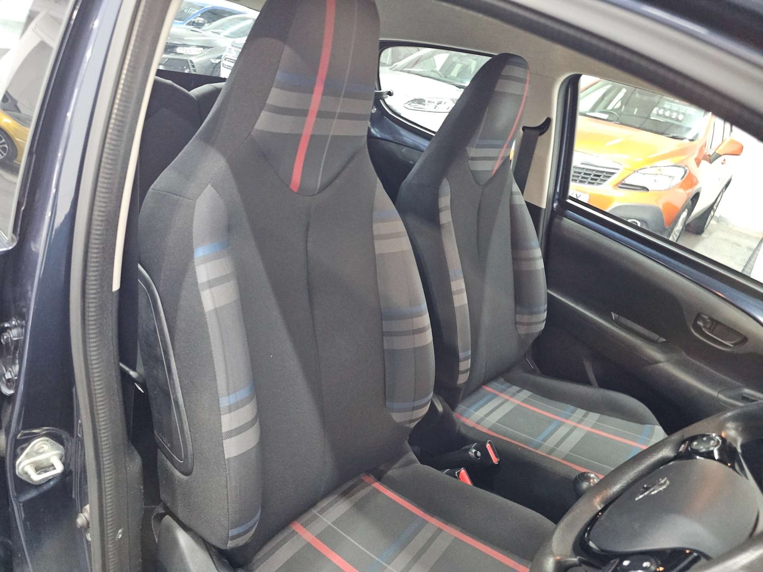 Used Peugeot 108 2014 for sale - 77905773: Photo 13