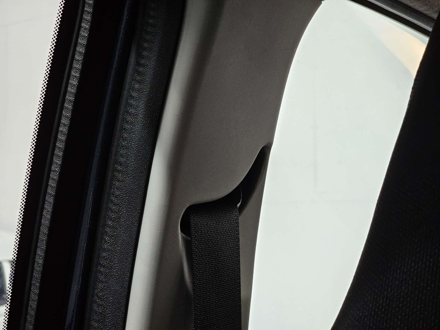 Used Peugeot 108 2014 for sale - 77905773: Photo 33