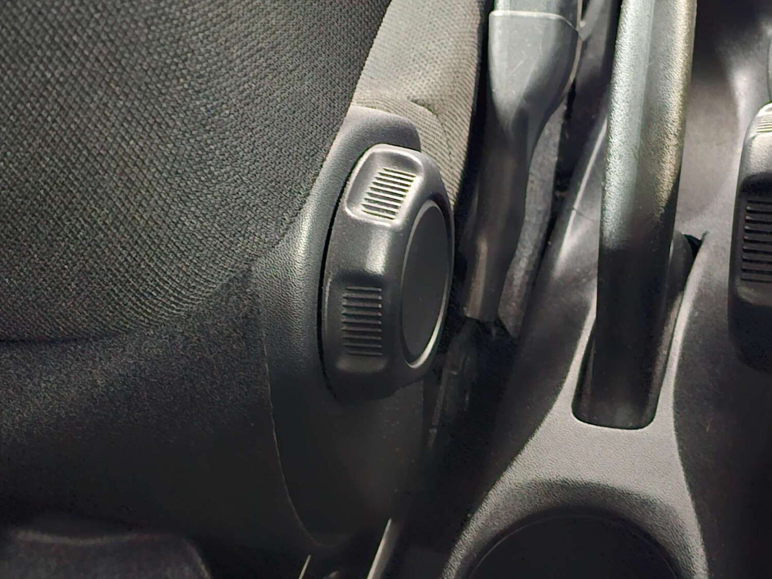 Used Peugeot 108 2014 for sale - 77905773: Photo 46