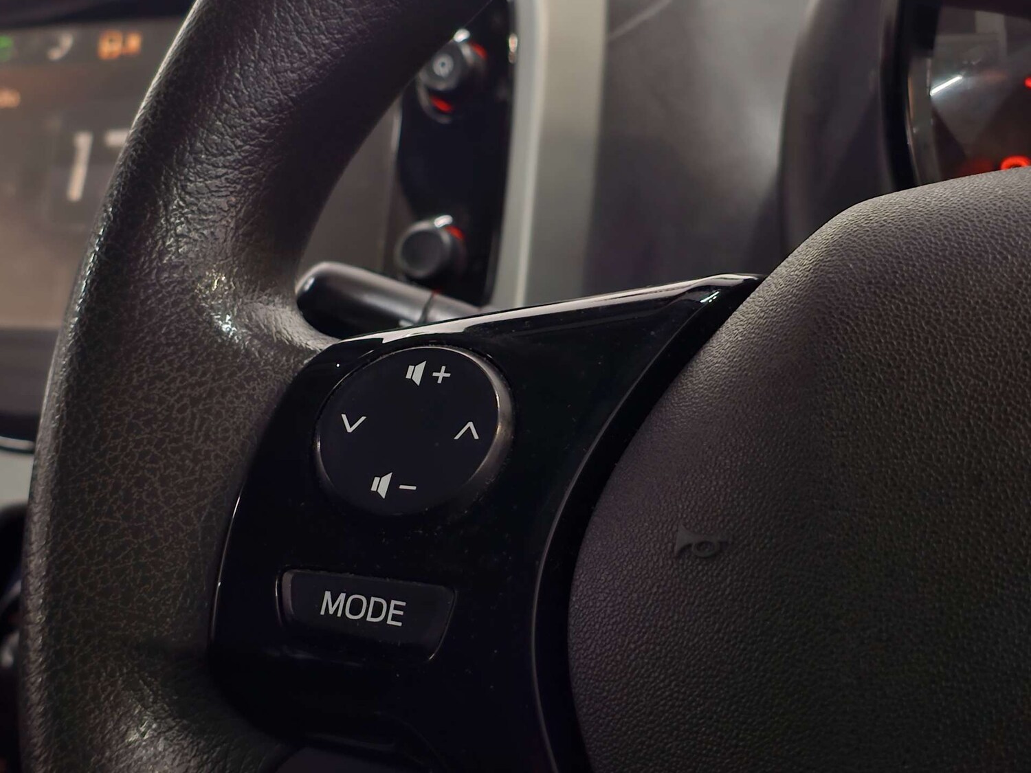 Used Peugeot 108 2014 for sale - 77905773: Photo 52