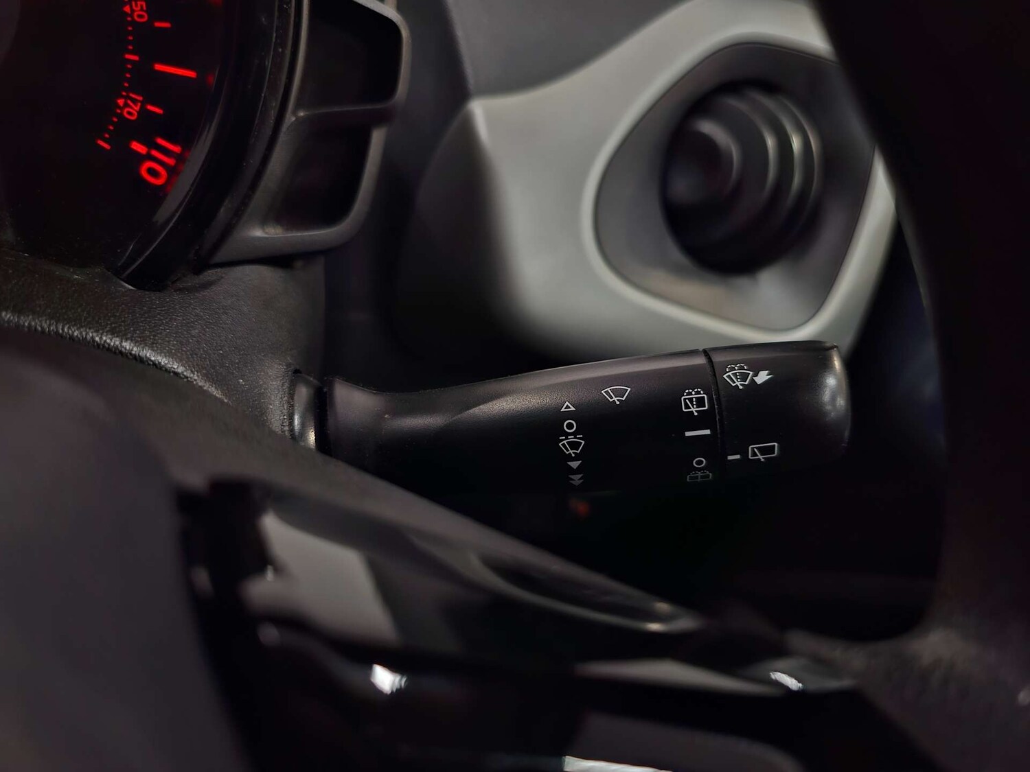 Used Peugeot 108 2014 for sale - 77905773: Photo 55