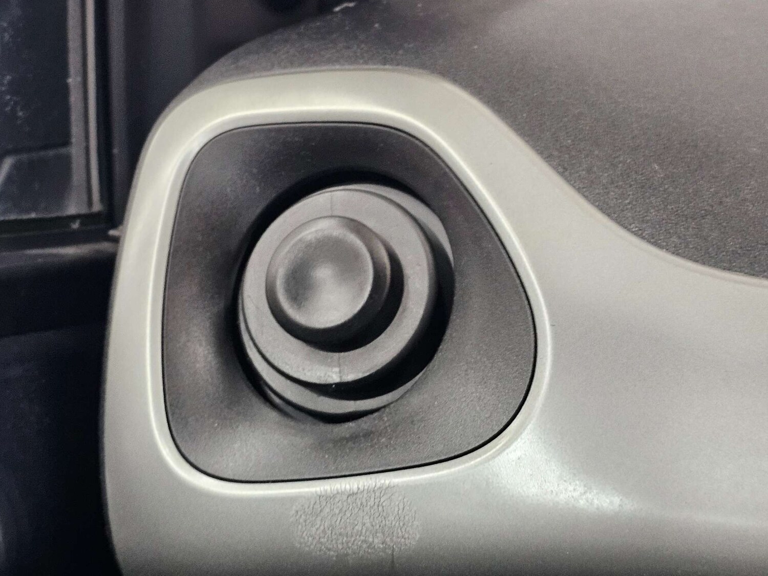 Used Peugeot 108 2014 for sale - 77905773: Photo 67