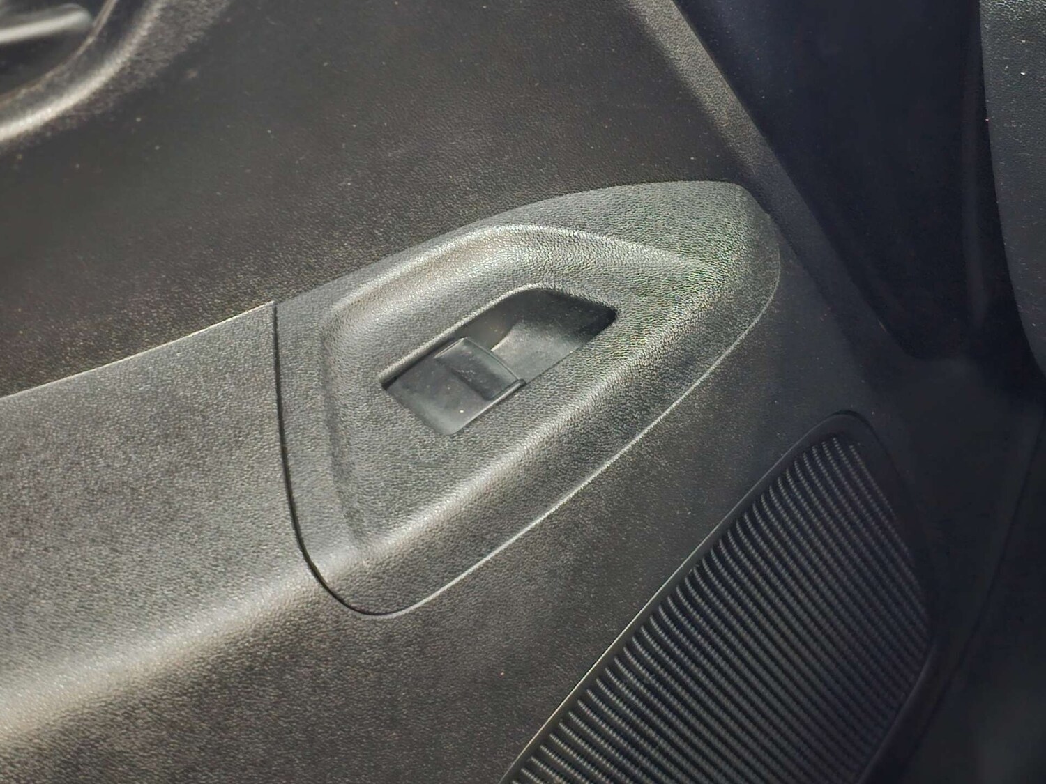 Used Peugeot 108 2014 for sale - 77905773: Photo 70