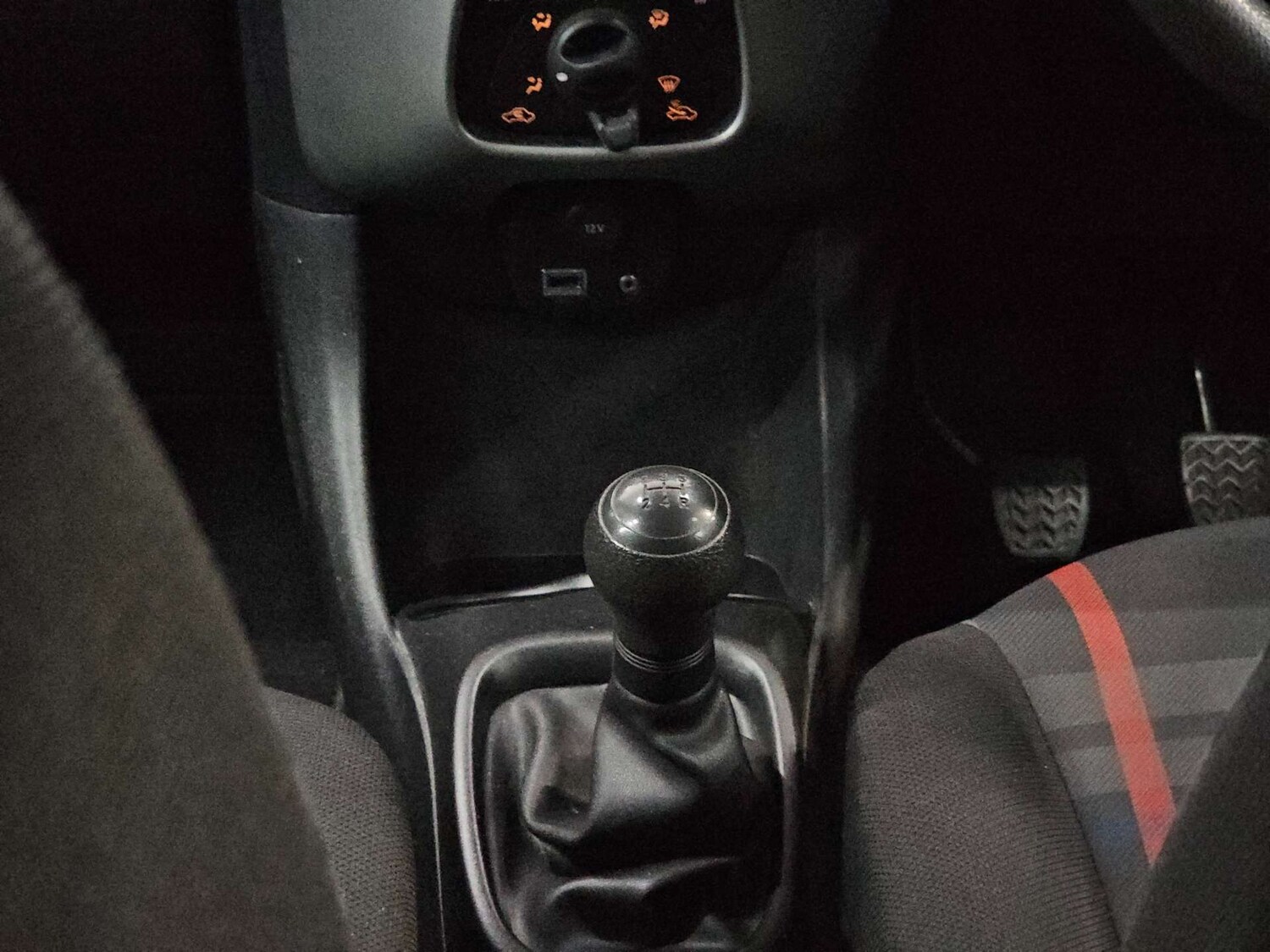 Used Peugeot 108 2014 for sale - 77905773: Photo 96