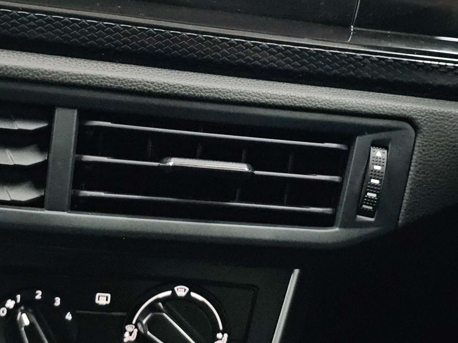 Used Volkswagen Polo 2025 for sale - 77905845: Photo 71