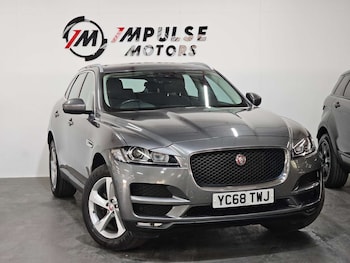 Used Jaguar F-Pace 2018 for sale - 79542882: Photo