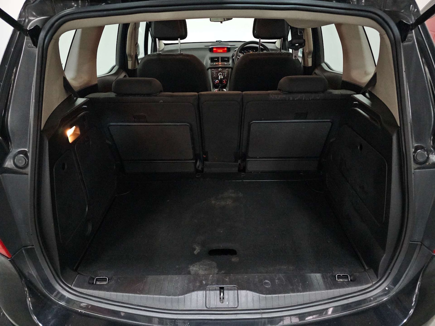 Used Vauxhall Meriva 2014 for sale - 77905808: Photo 17