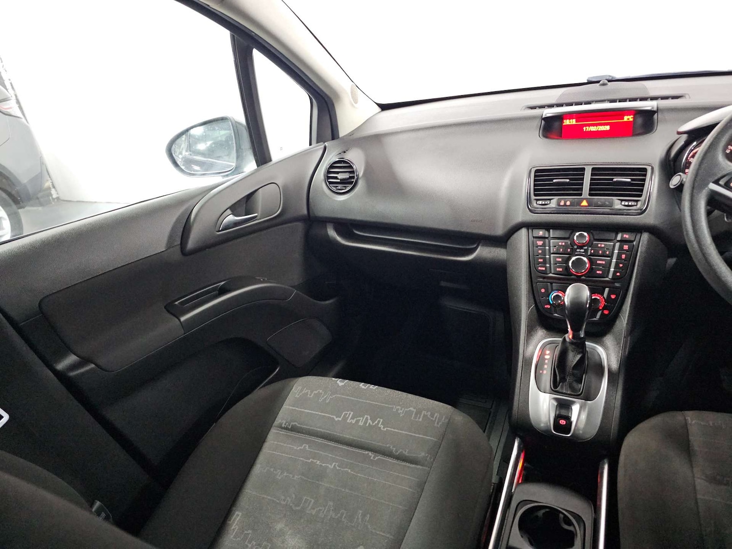 Used Vauxhall Meriva 2014 for sale - 77905808: Photo 27