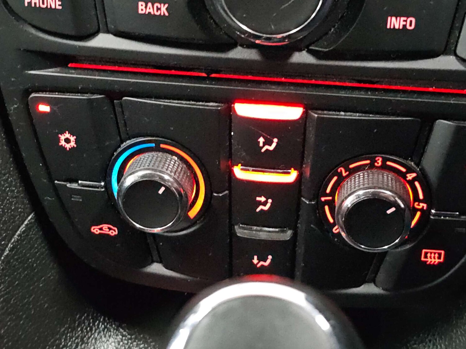 Used Vauxhall Meriva 2014 for sale - 77905808: Photo 51