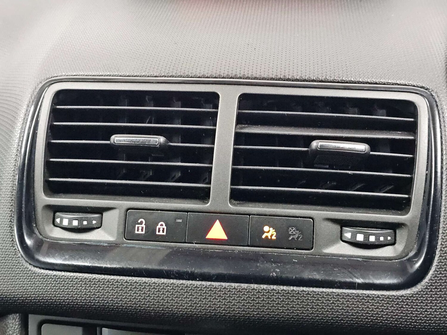 Used Vauxhall Meriva 2014 for sale - 77905808: Photo 54