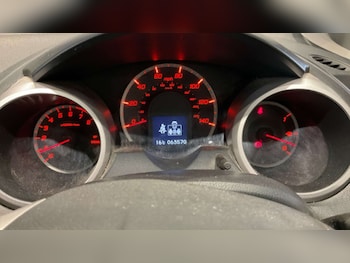 Used Honda Jazz 2010 for sale - 79104172: Photo