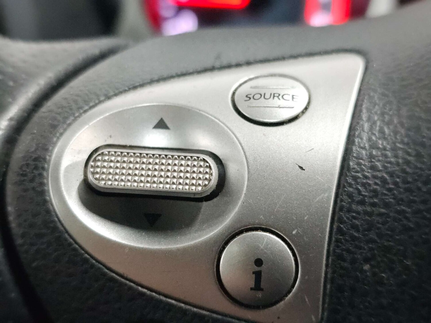 Used Nissan Juke 2015 for sale - 77905851: Photo 54