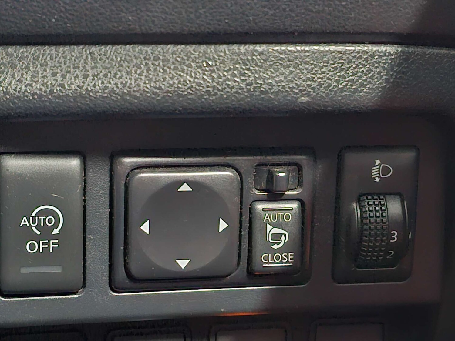 Used Nissan Juke 2015 for sale - 77905851: Photo 60