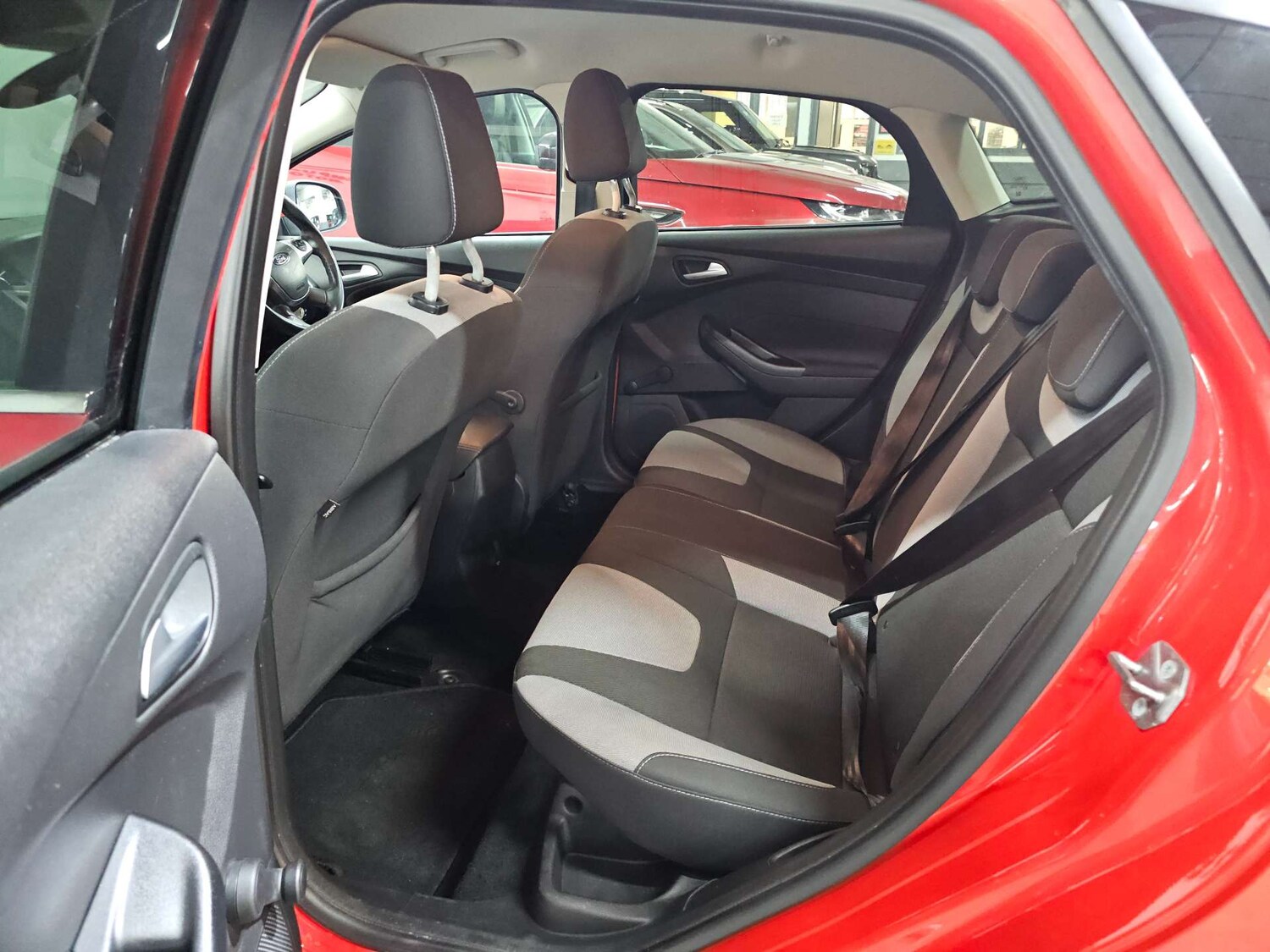 Used Ford Focus 2014 for sale - 77905864: Photo 17