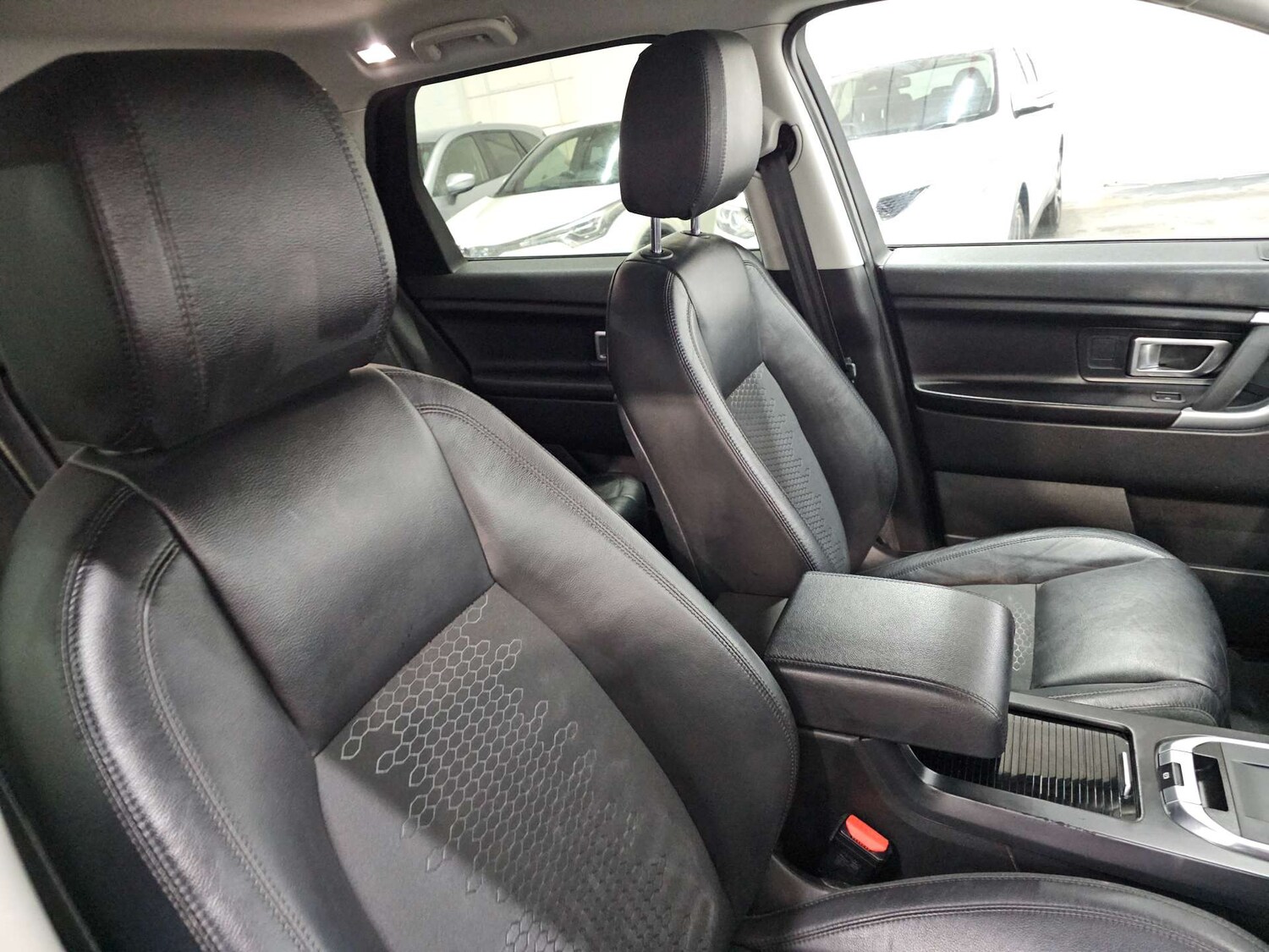 Used Land Rover Discovery Sport 2015 for sale - 77905853: Photo 13