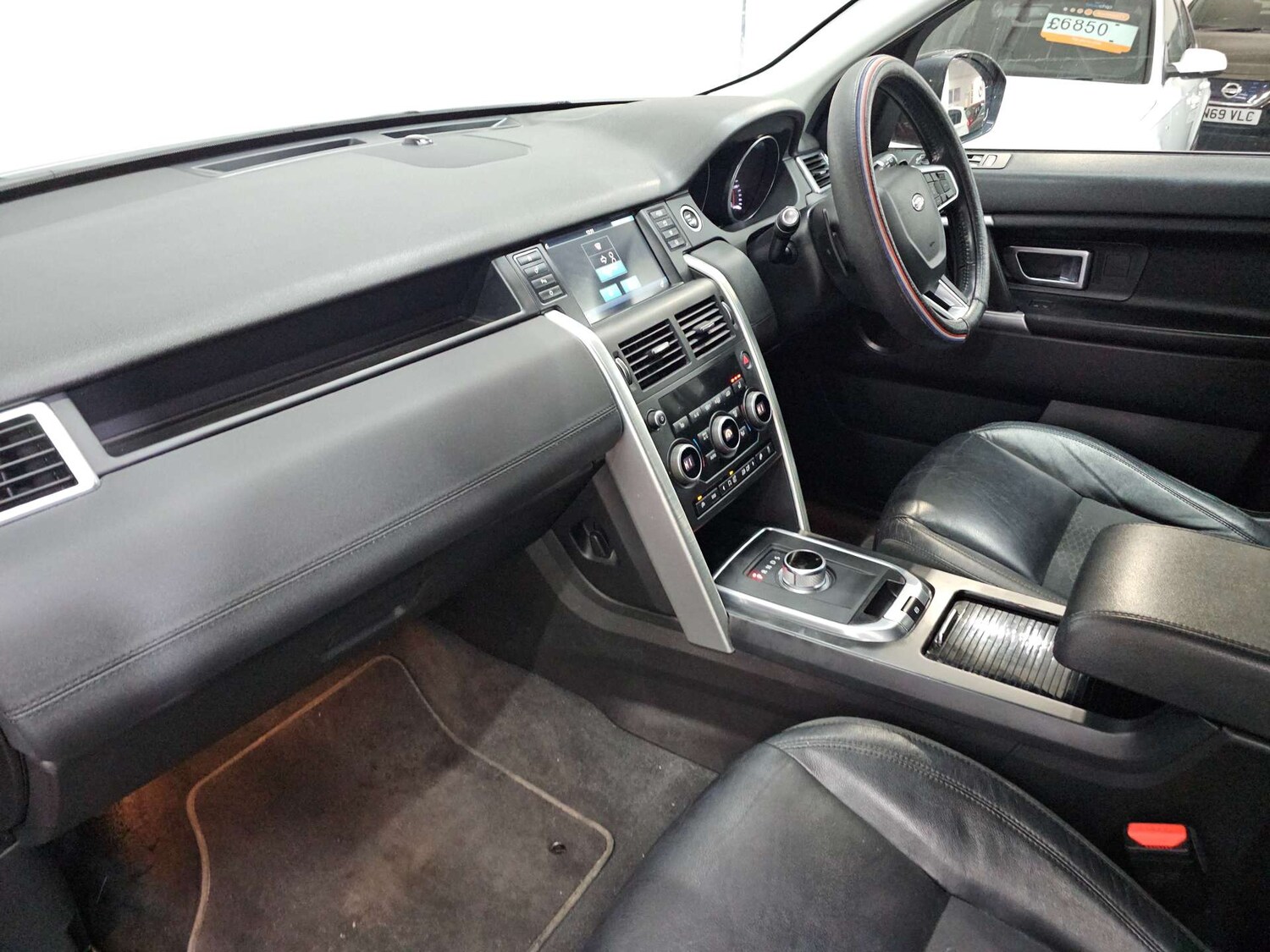 Used Land Rover Discovery Sport 2015 for sale - 77905853: Photo 18