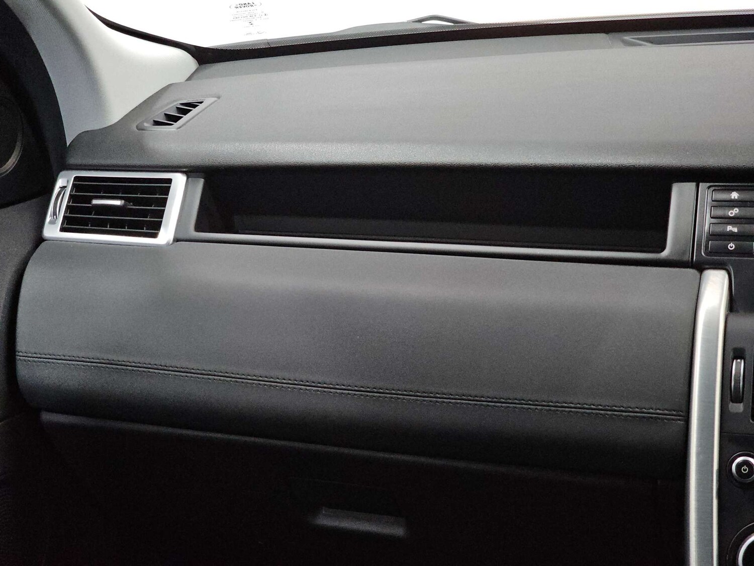 Used Land Rover Discovery Sport 2015 for sale - 77905853: Photo 24