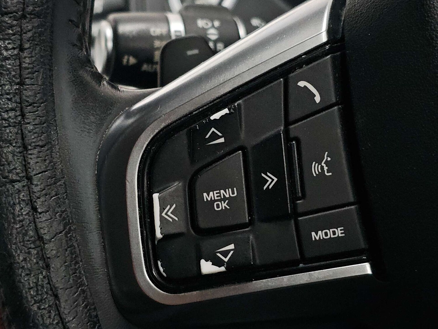 Used Land Rover Discovery Sport 2015 for sale - 77905853: Photo 31