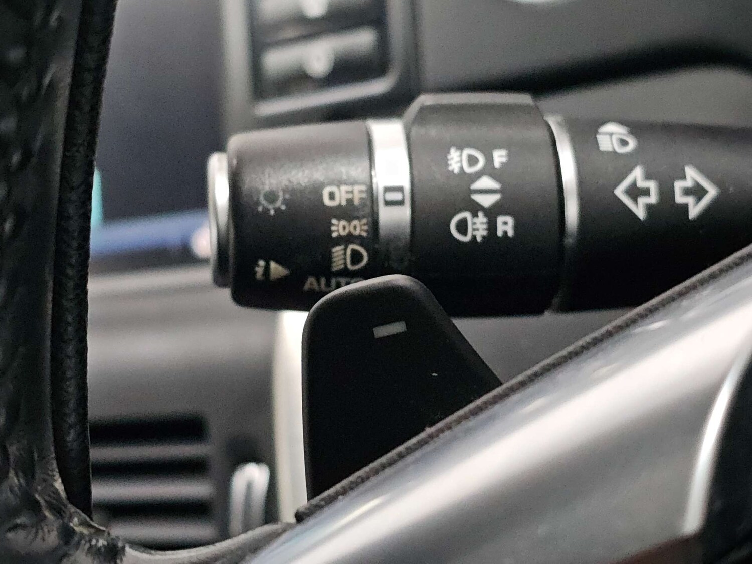 Used Land Rover Discovery Sport 2015 for sale - 77905853: Photo 33