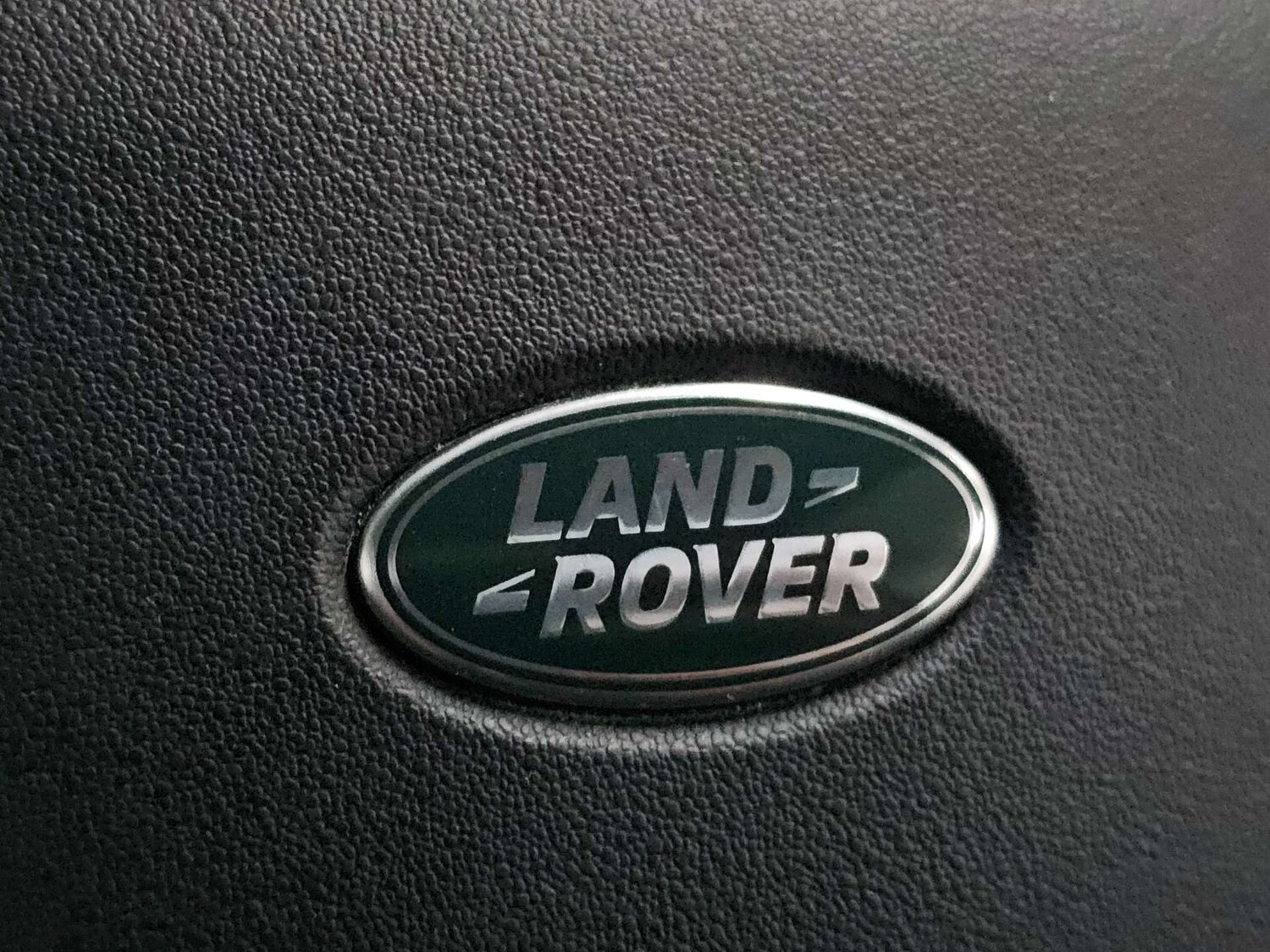 Used Land Rover Discovery Sport 2015 for sale - 77905853: Photo 42