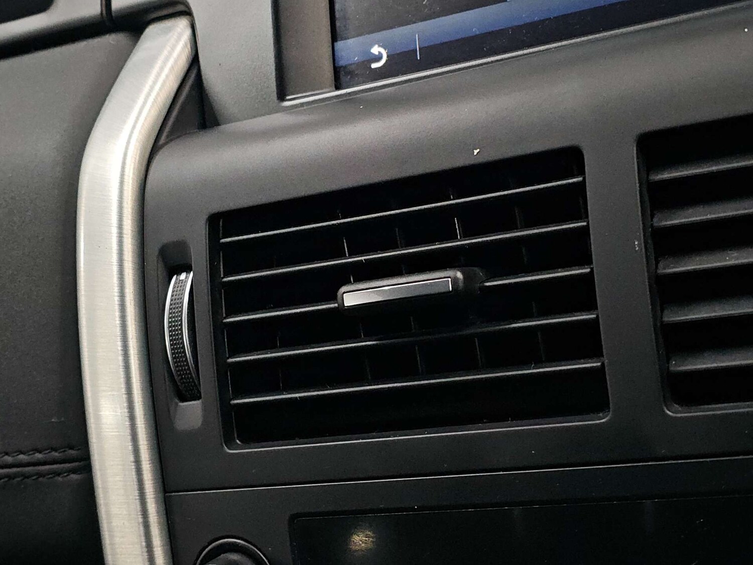 Used Land Rover Discovery Sport 2015 for sale - 77905853: Photo 64