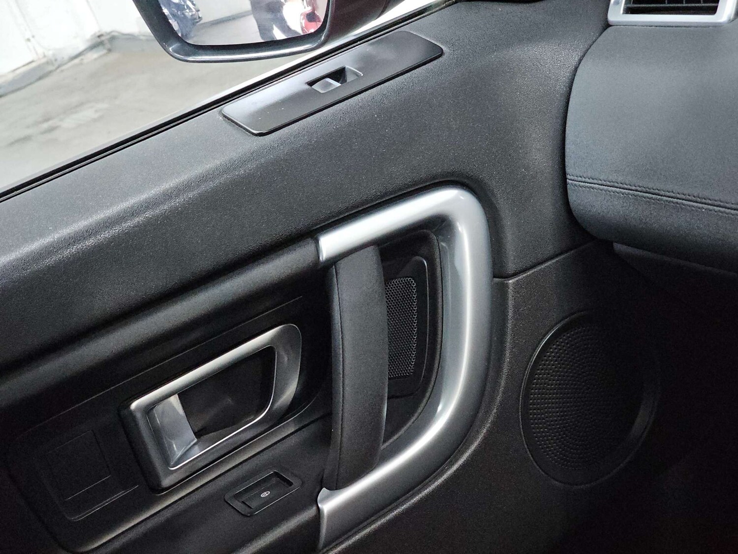 Used Land Rover Discovery Sport 2015 for sale - 77905853: Photo 72