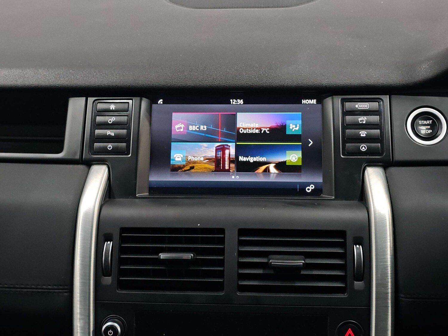 Used Land Rover Discovery Sport 2015 for sale - 77905853: Photo 84