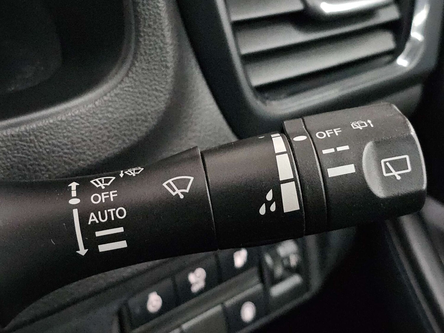 Used Nissan Leaf 2019 for sale - 77905940: Photo 31