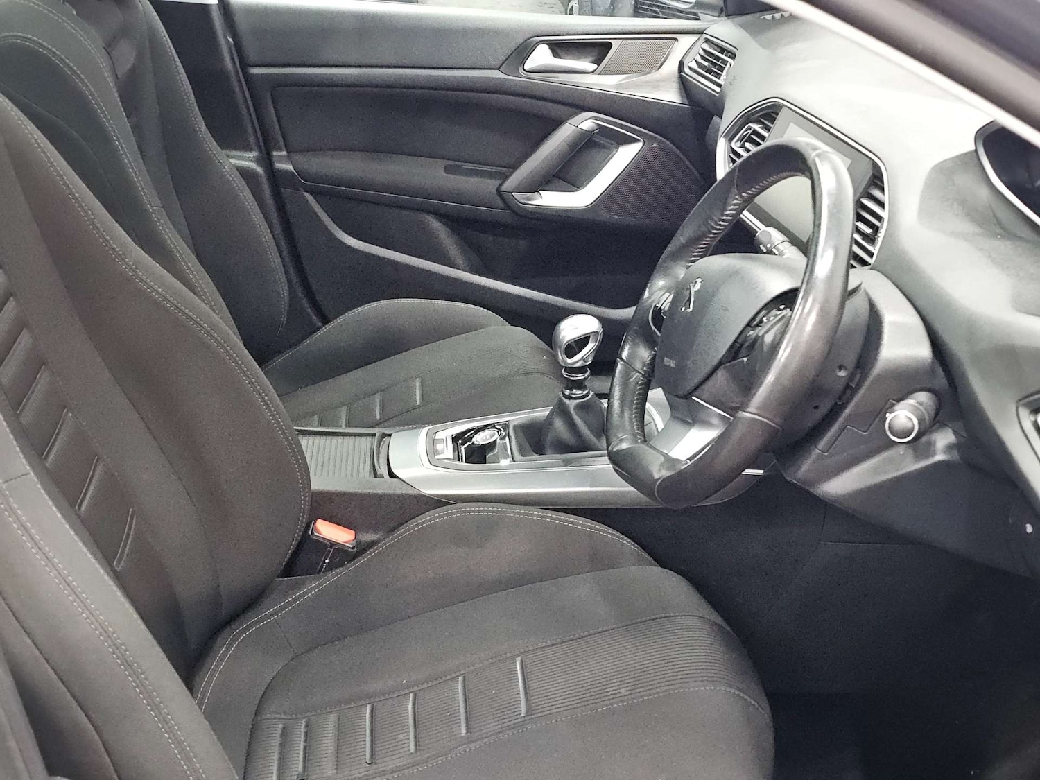 Used Peugeot 308 2014 for sale - 78133407: Photo 14