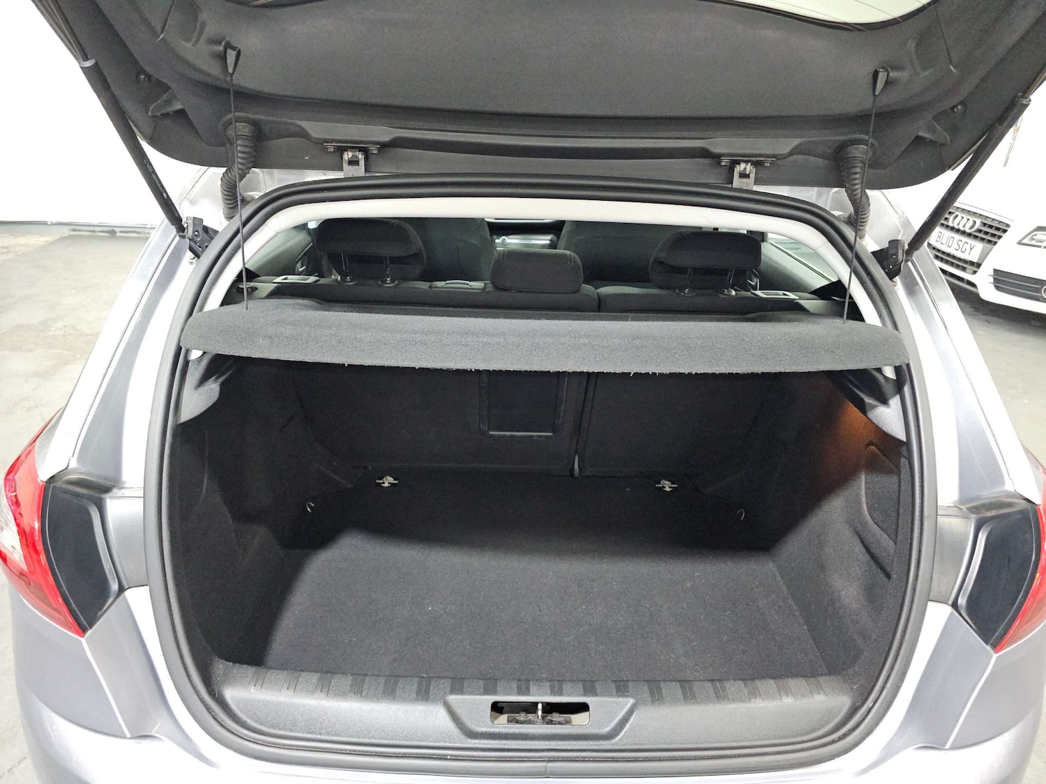 Used Peugeot 308 2014 for sale - 78133407: Photo 20