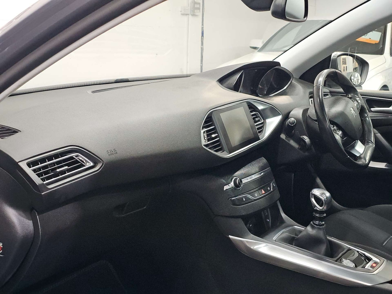 Used Peugeot 308 2014 for sale - 78133407: Photo 27