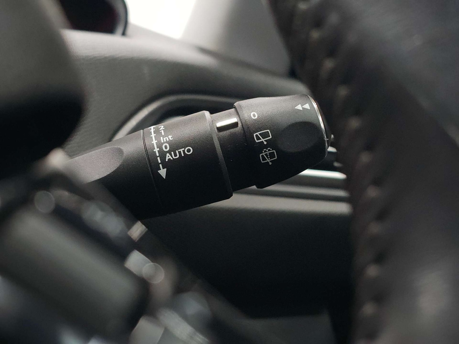 Used Peugeot 308 2014 for sale - 78133407: Photo 65