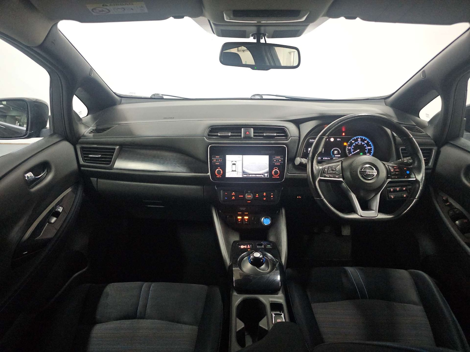 Used Nissan Leaf 2018 for sale - 78133417: Photo 2