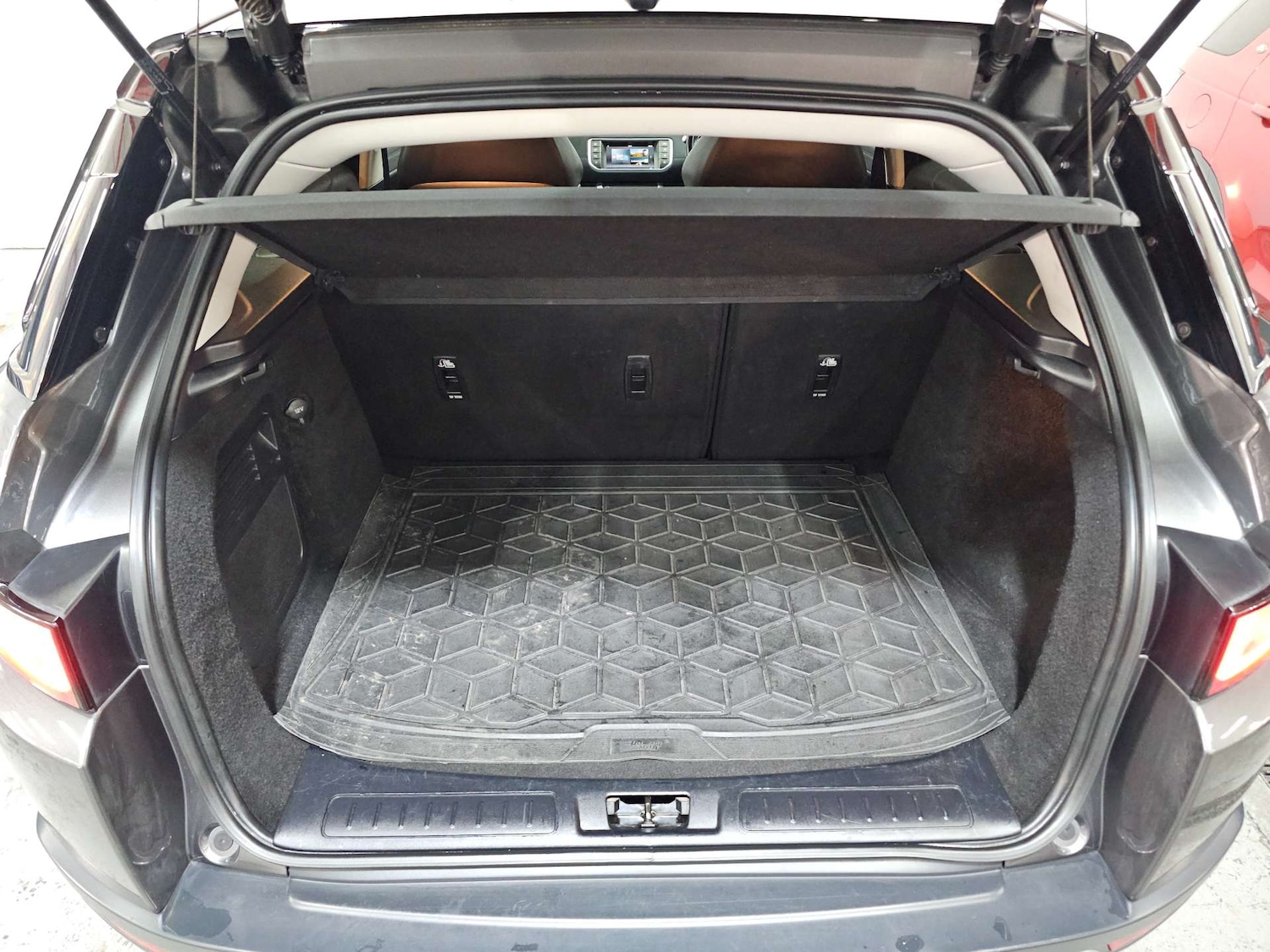 Used Land Rover Range Rover Evoque 2017 for sale - 77905854: Photo 18