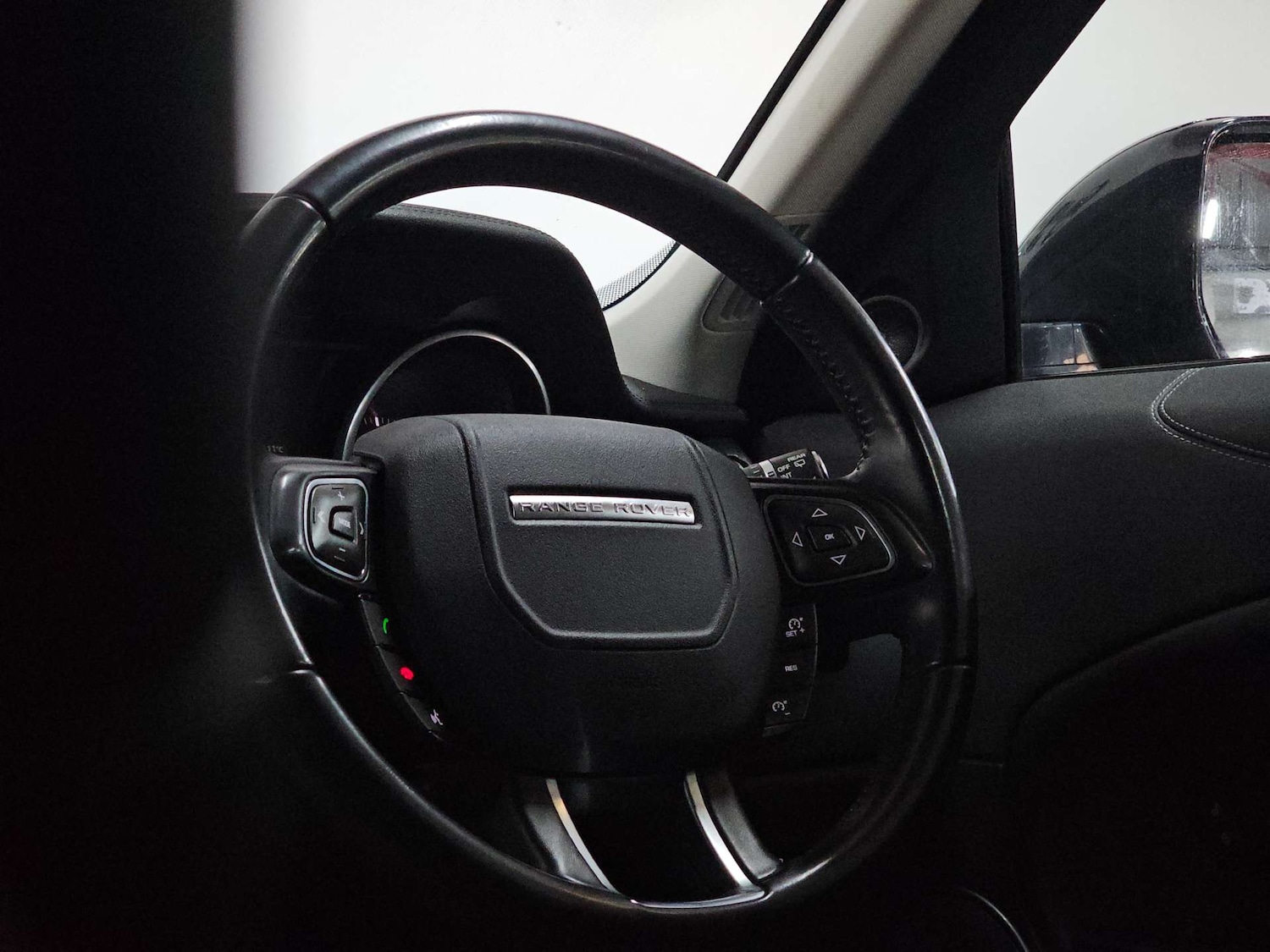 Used Land Rover Range Rover Evoque 2017 for sale - 77905854: Photo 31