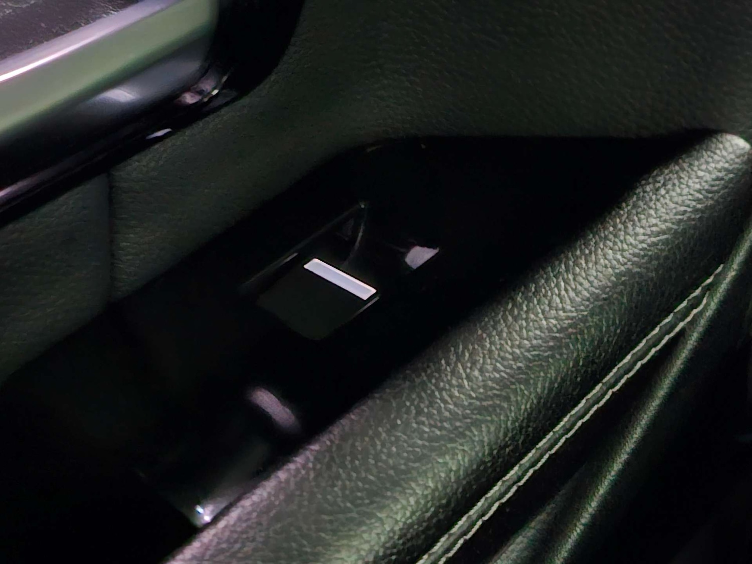 Used Land Rover Range Rover Evoque 2017 for sale - 77905854: Photo 41