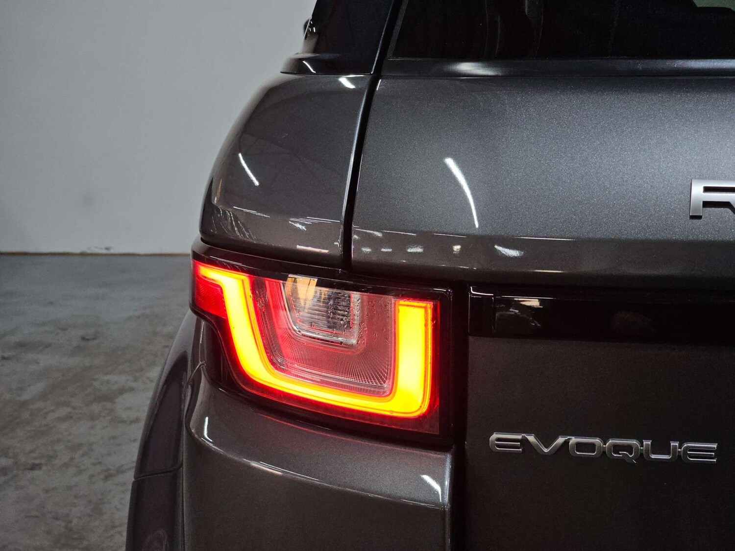 Used Land Rover Range Rover Evoque 2017 for sale - 77905854: Photo 85