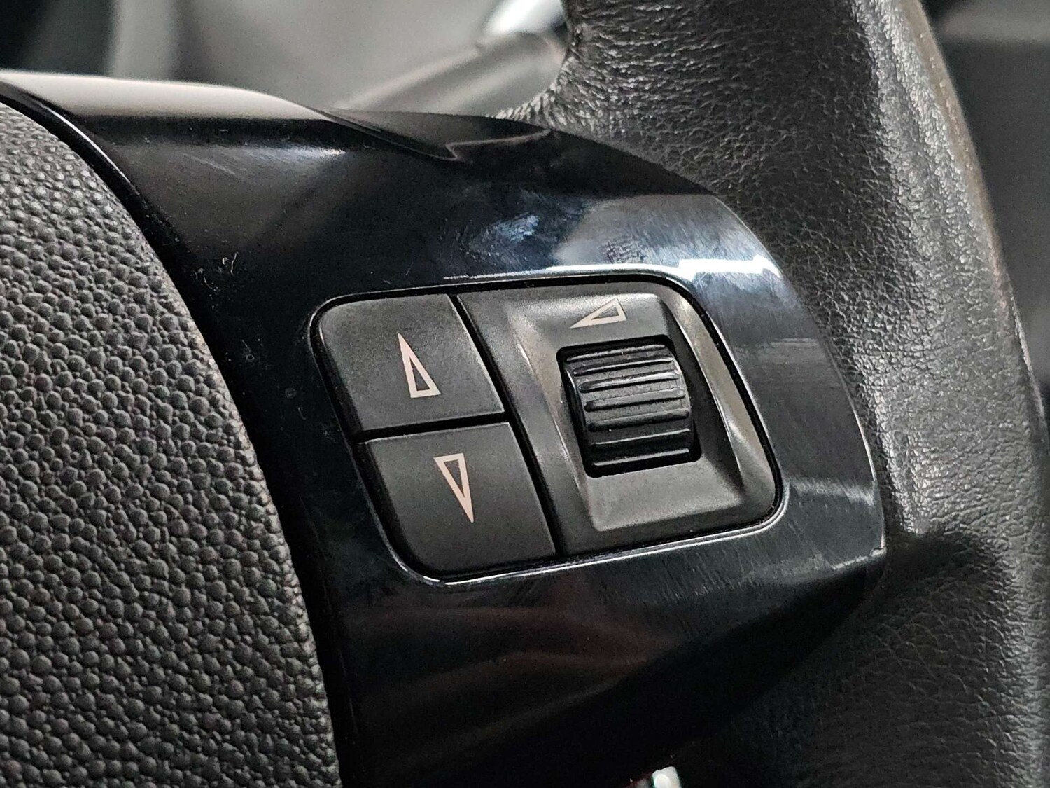 Used Vauxhall Corsa 2007 for sale - 78223440: Photo 37