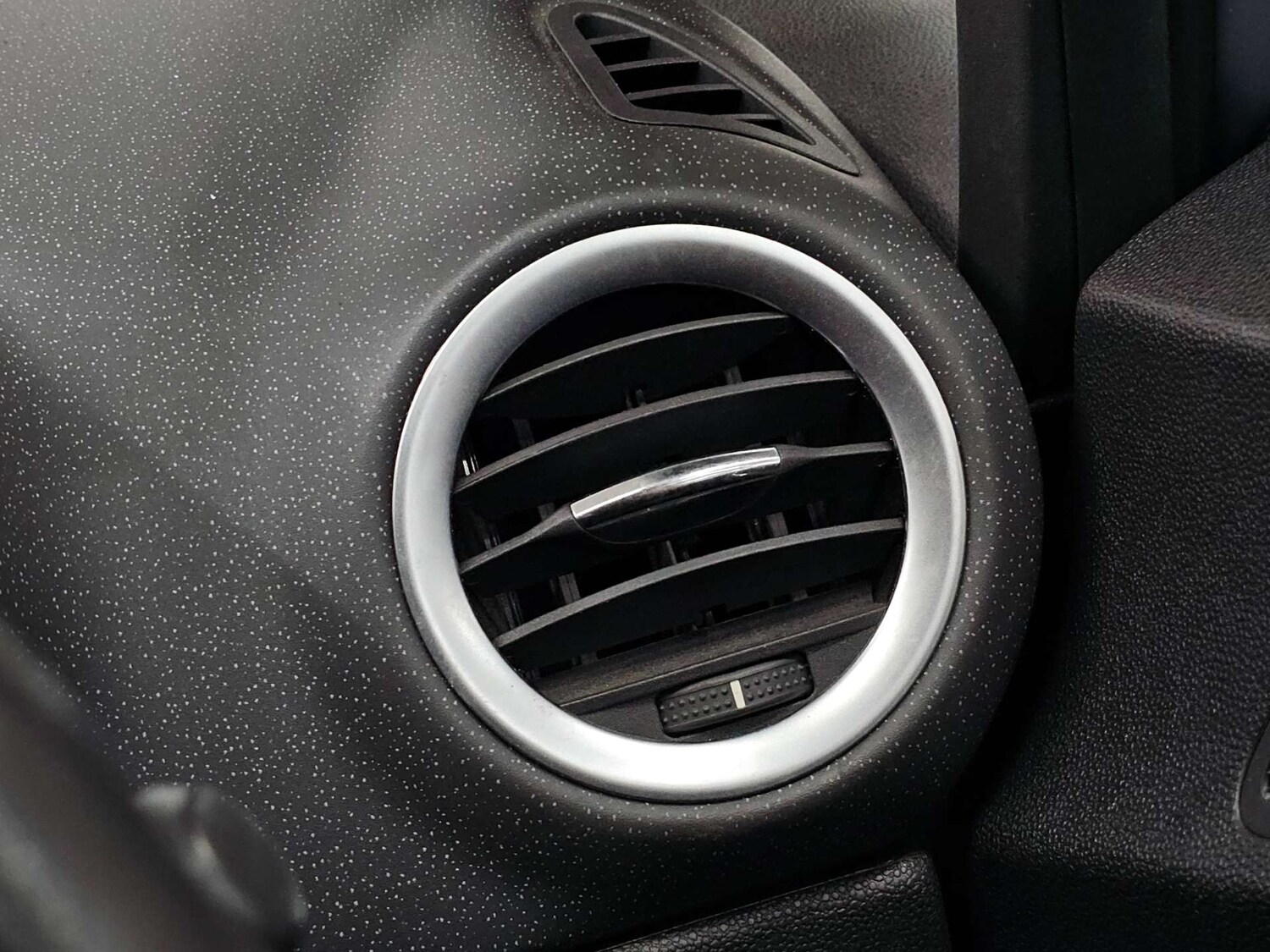 Used Vauxhall Corsa 2007 for sale - 78223440: Photo 42