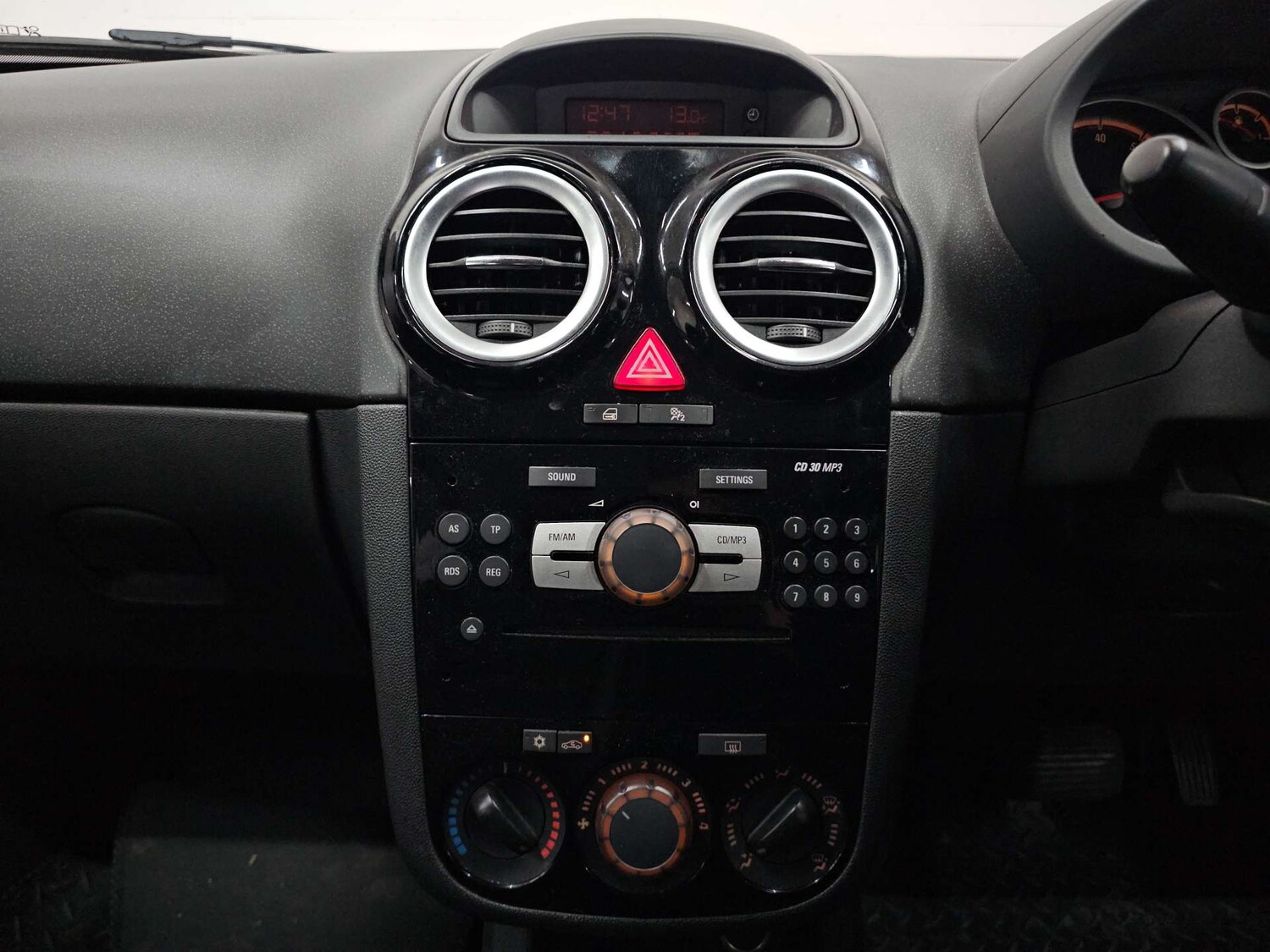 Used Vauxhall Corsa 2007 for sale - 78223440: Photo 66