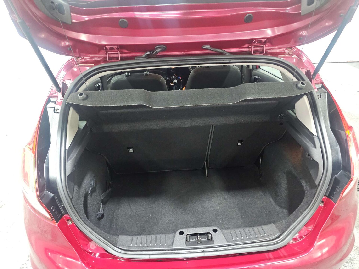 Used Ford Fiesta 2013 for sale - 78108376: Photo 17