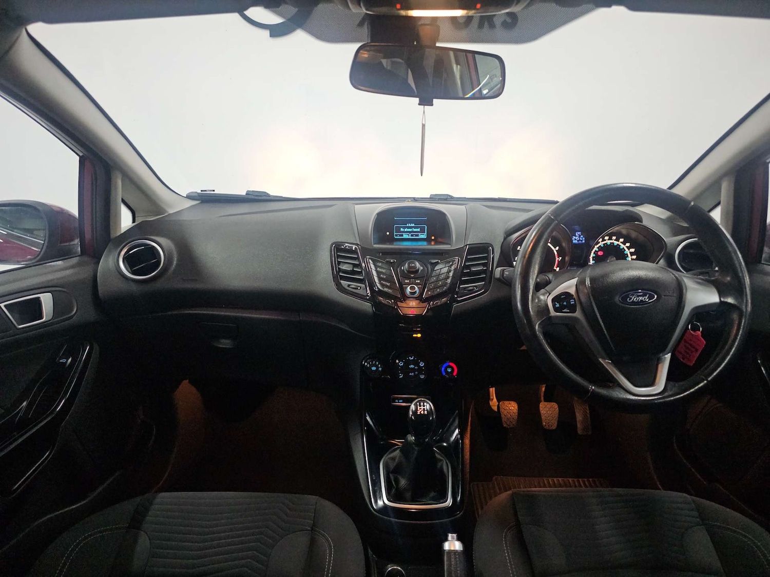 Used Ford Fiesta 2013 for sale - 78108376: Photo 2