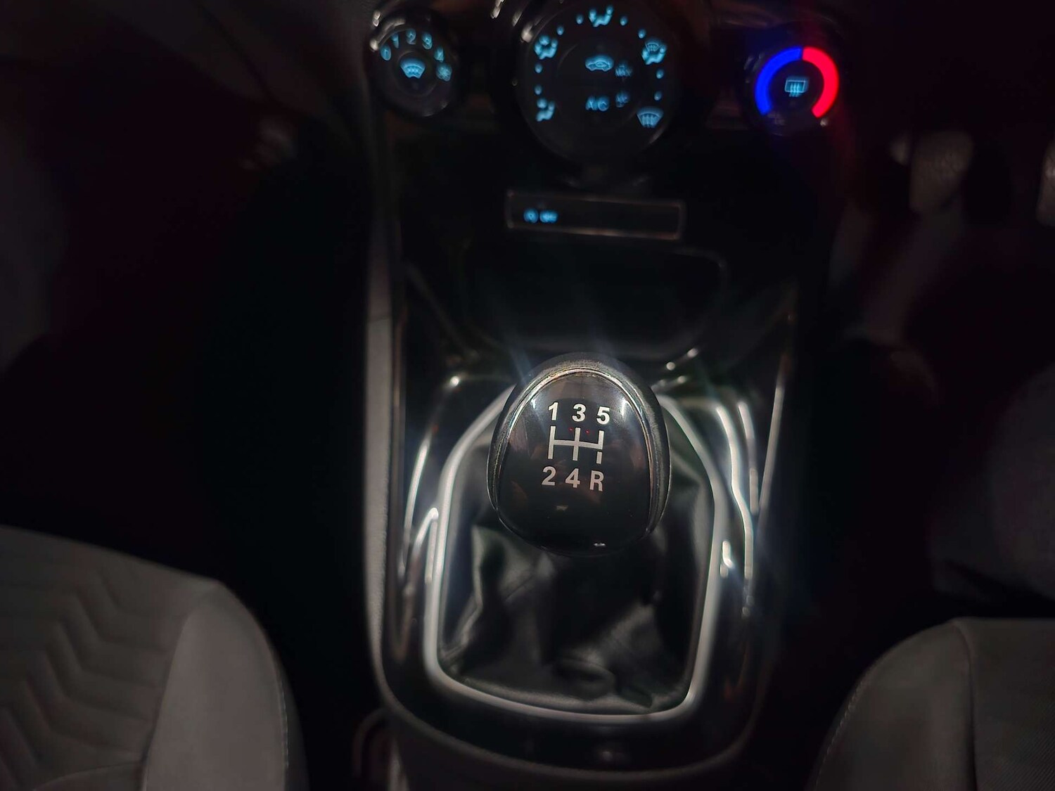 Used Ford Fiesta 2013 for sale - 78108376: Photo 61