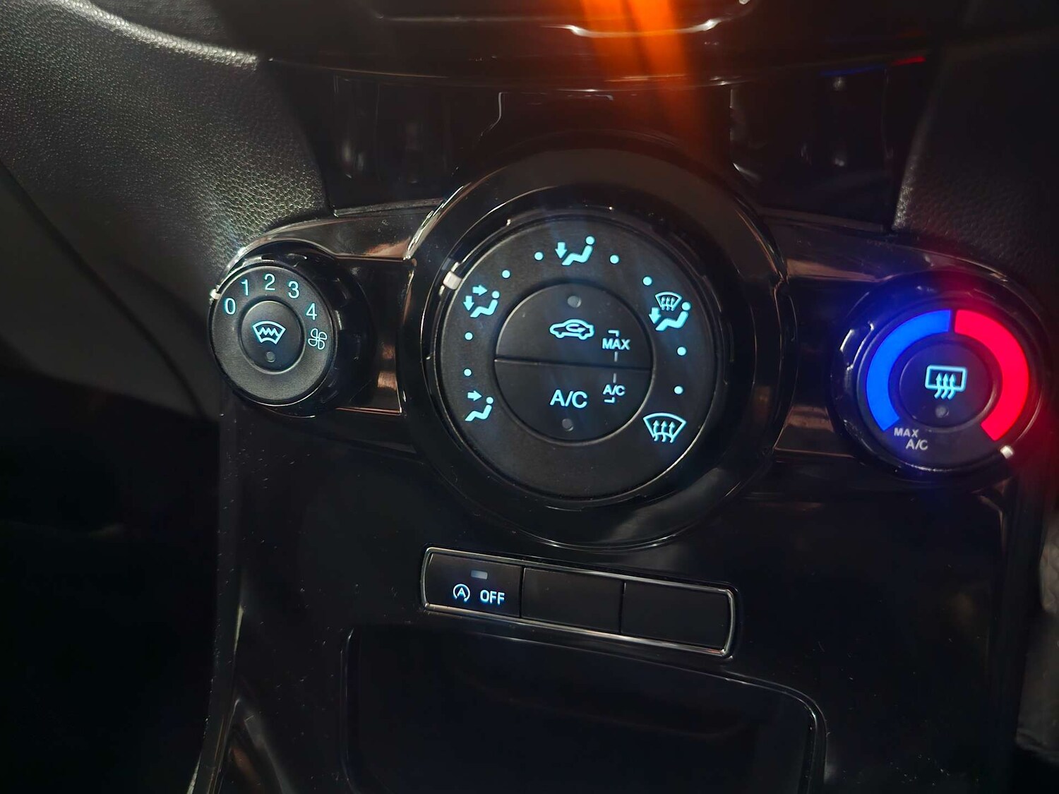 Used Ford Fiesta 2013 for sale - 78108376: Photo 63