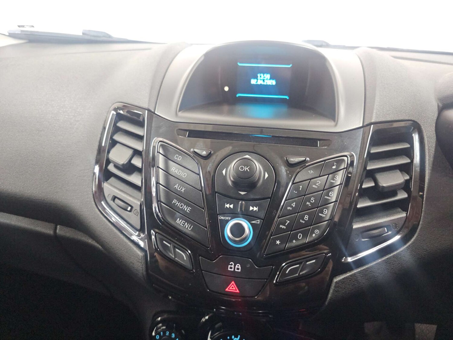 Used Ford Fiesta 2013 for sale - 78108376: Photo 66