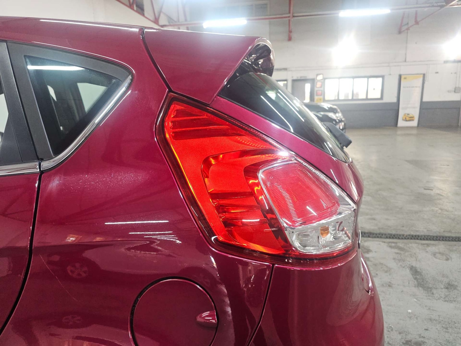 Used Ford Fiesta 2013 for sale - 78108376: Photo 89