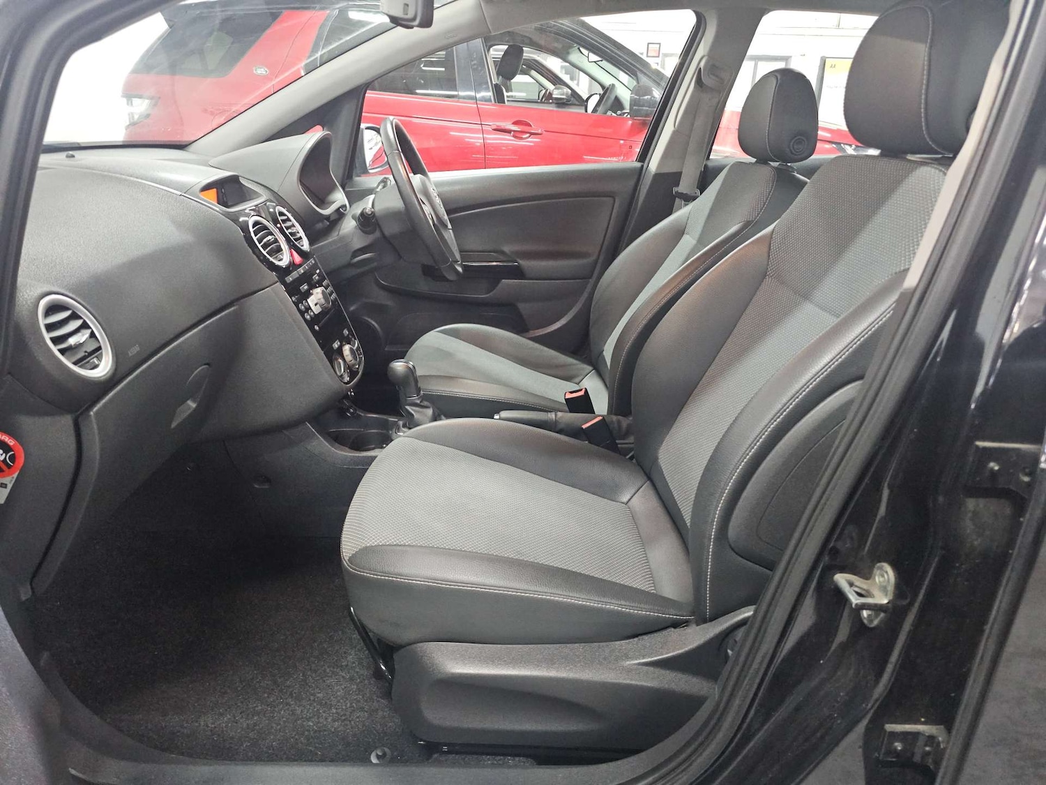 Used Vauxhall Corsa 2010 for sale - 77905829: Photo 22