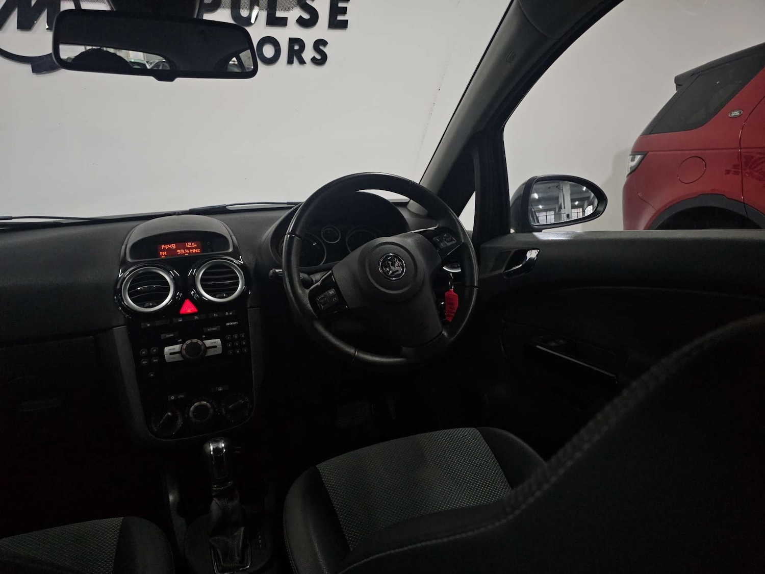 Used Vauxhall Corsa 2010 for sale - 77905829: Photo 26