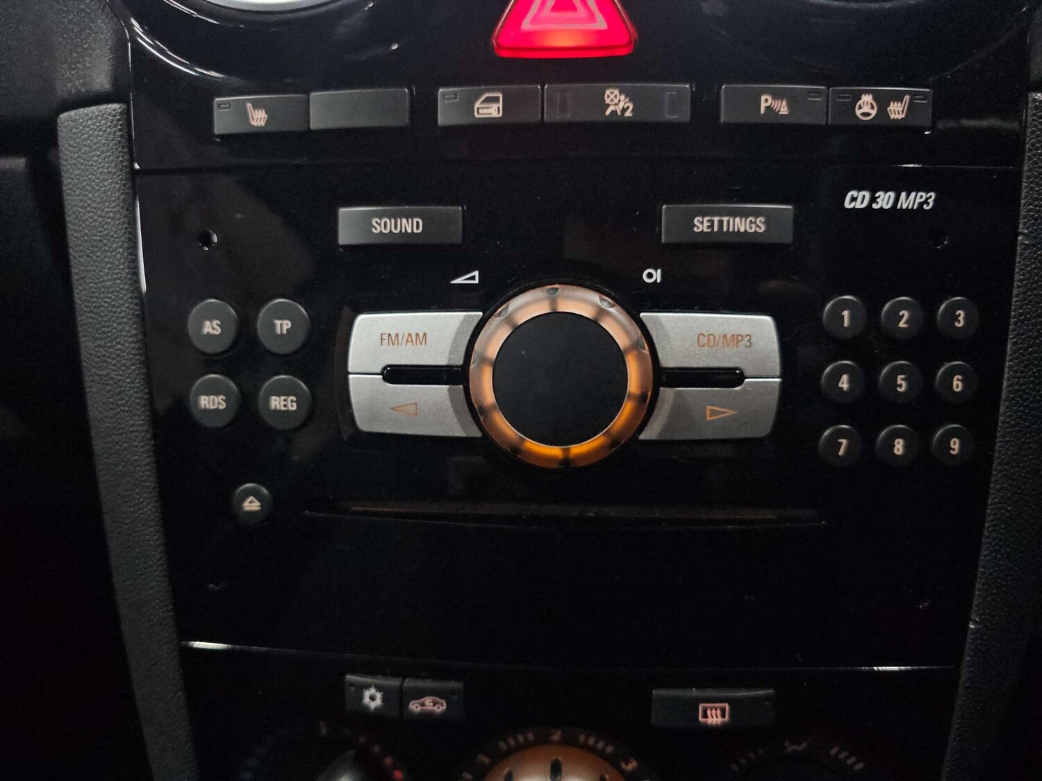 Used Vauxhall Corsa 2010 for sale - 77905829: Photo 34